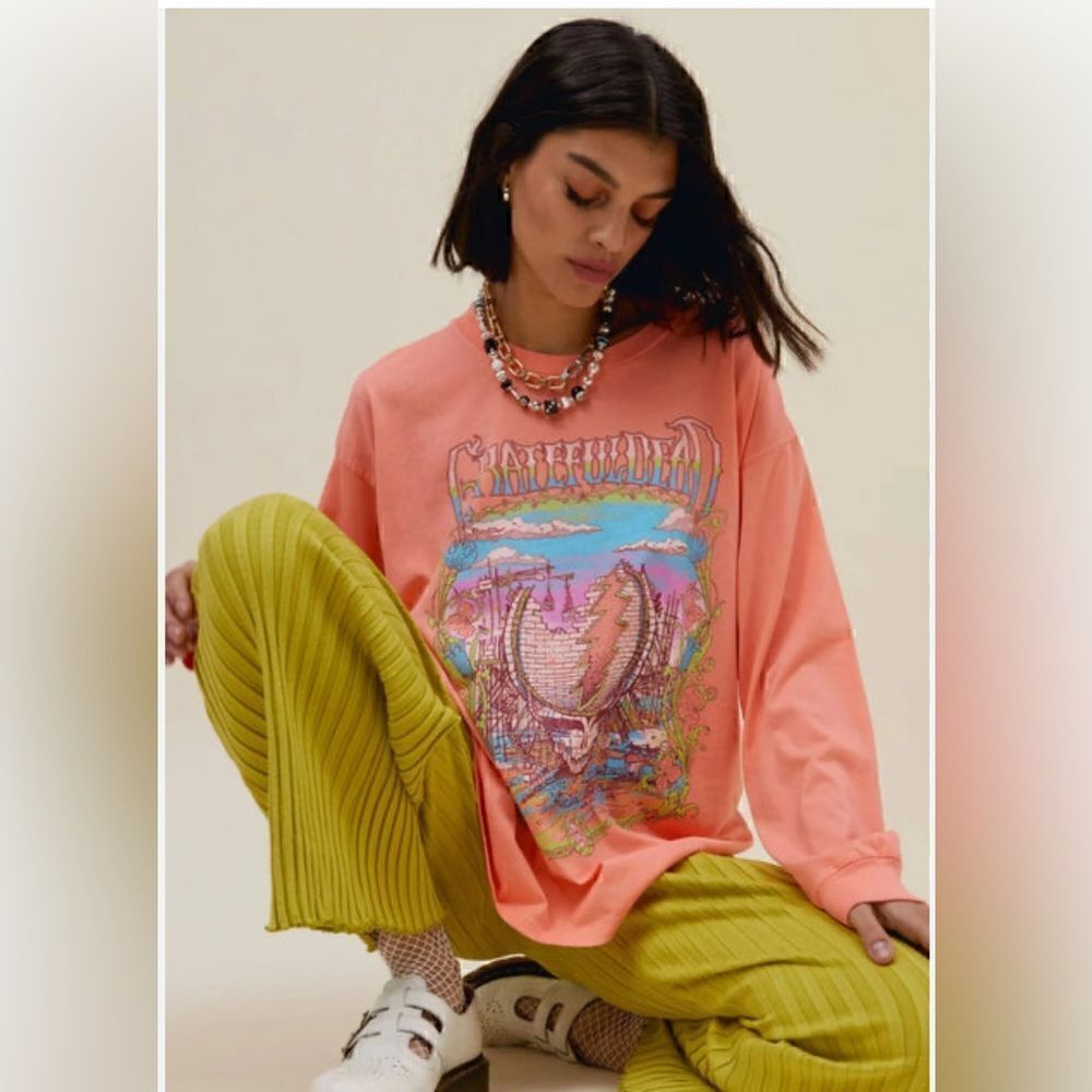 Daydreamer Grateful Dead Under Construction long sleeve band T. Small